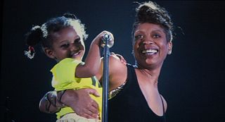 320px-Erykah_Badu_and_Mars_Merkaba_Thedford,_Umbria_Jazz_2012